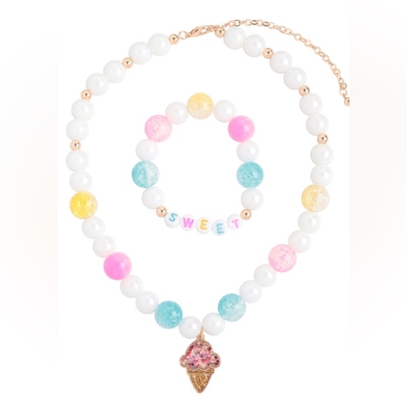 ICE CREAM PEARL NECKLACE SET - Picture 1 of 3